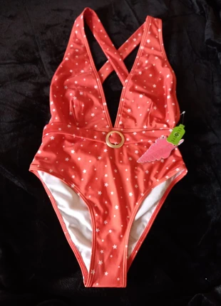 Maillot de bain S neuf avec étiquette Chelsea Peers 5€, marque: Chelsea Peers, état: Neuf avec étiquette, taille: S / 36 / 8, 5,00 €, 5,95 € Protection acheteurs incluse