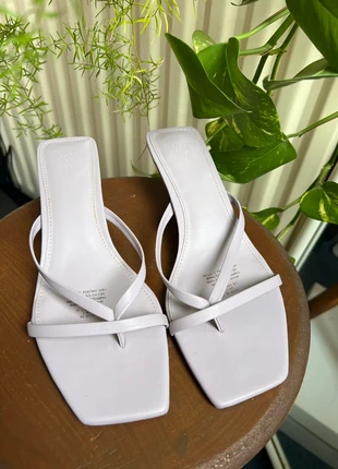 Hm kittenheels, merk: H&M, staat: Nieuw zonder prijskaartje, maat: 38, € 15,00, € 16,45 inclusief Kopersbescherming