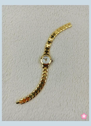 Montre femme vintage rétro y2k / taille unique / fonctionnelle, marque: Vintage Dressing, état: Très bon état, taille: Taille unique, 14,99 €, 16,44 € Protection acheteurs incluse