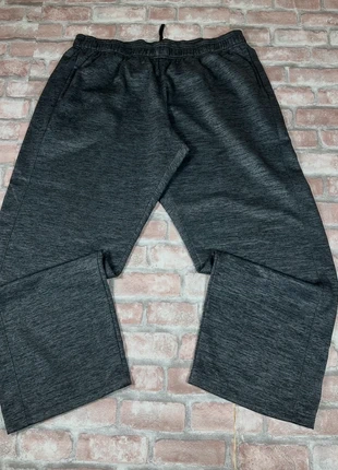 Track Pant Jogging Under Armour Vintage Baggy Old School 90s Y2K Fleece, merk: Under Armour, staat: Heel goed, maat: XXL, € 18,00, € 19,60 inclusief Kopersbescherming Pro