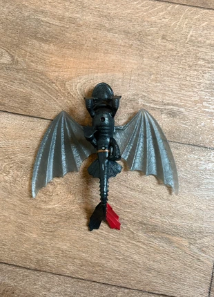 Tandloos uit hoe tem je een draak, merk: Dragon, staat: Heel goed, maat: Universeel, € 5,00, € 5,95 inclusief Kopersbescherming