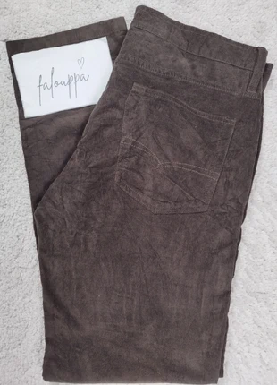 Pantalon velour côtelé marron foncé, Neuf sans étiquette , taille 🇫🇷 46, brand: Vintage Dressing, condizioni: Nuovo senza cartellino, taglia: IT 46 | W36, €14.00, €15.40 include la Protezione acquisti Pro