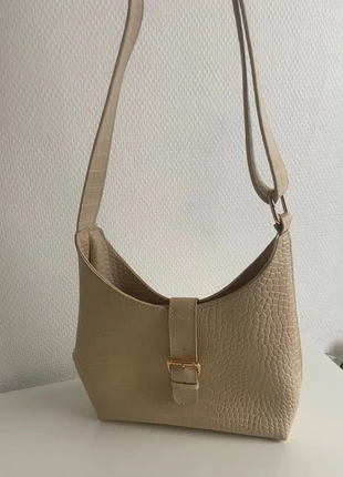 Sac à main muy, merk: muy, staat: Heel goed, € 6,00, € 7,00 inclusief Kopersbescherming