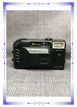 Appareil photo argentique Fuji DL-7 Drop-In Loading – Objectif Fujinon Flash intégré – Compact rétro, merk: FUJIFILM, staat: Heel goed, € 20,00, € 21,70 inclusief Kopersbescherming