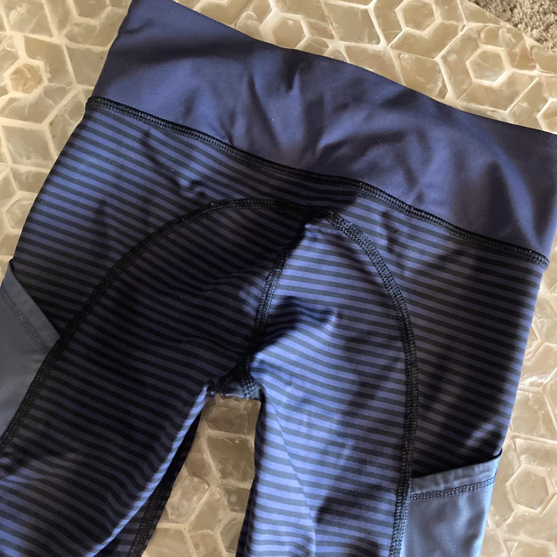 Lululemon Cut The Crop Leggings in 1/8 stripe Cadet Blue 4