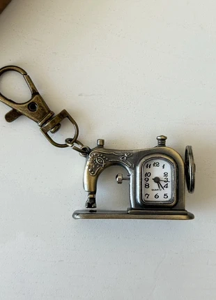 Vintage-style Sewing Machine Pocket Watch Keychain Quartz – Fully Functional. Christmas Gift., brand: Quartz, condition: New without tags, size: One size, £12.99, £14.34 includes Buyer Protection