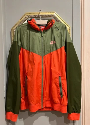 Veste Nike zippé kaki-orange, brand: Nike, condition: Very good, size: S, €15.00, €16.45 includes Buyer Protection