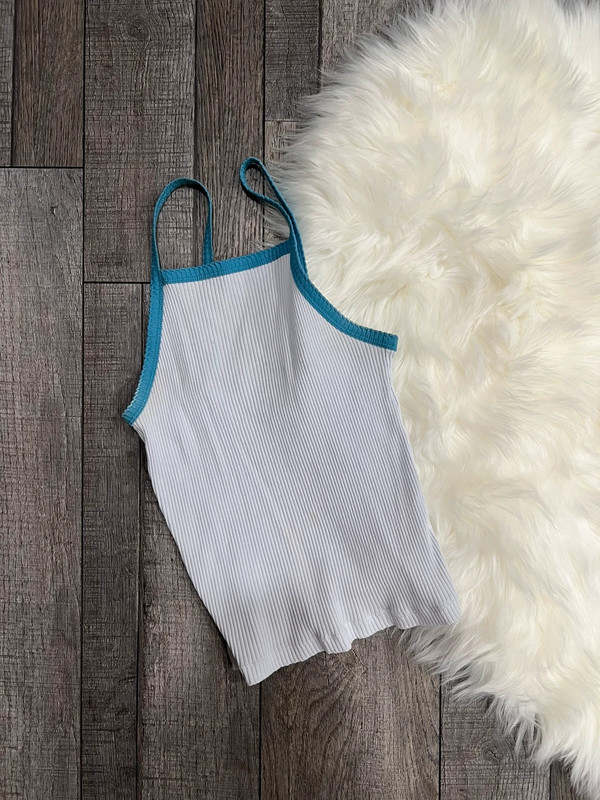 Cropped Tank Top 1