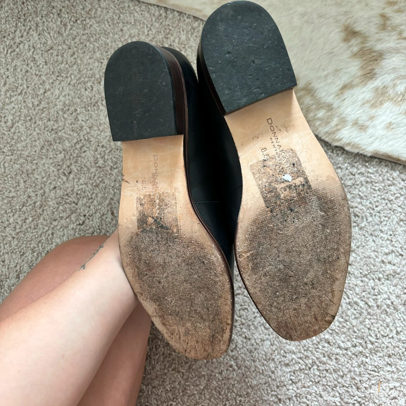 Size 8.5 women’s Donna Karan loafers 4