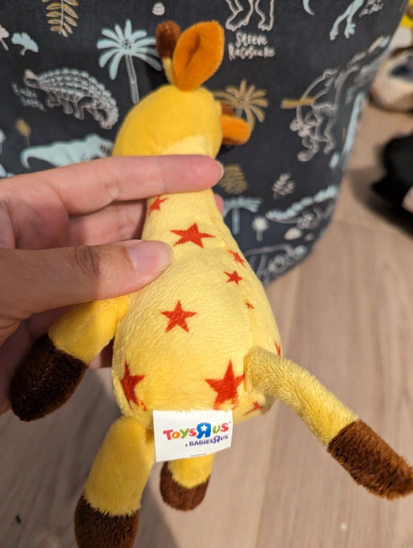 Peluche girafe sale toys r us