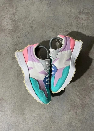 Chaussures New Balance 327 pastel multicolores taille 37,5, marke: New Balance, zustand: Sehr gut, größe: 37.5, 59,00 €, 62,65 € inklusive Vinted-Käuferschutz