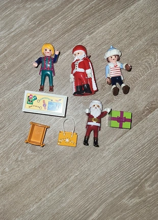 Lots playmobil 4 personnages et objets de Noël, merk: Playmobil, staat: Heel goed, maat: 3 jaar / 98 cm, € 5,00, € 5,95 inclusief Kopersbescherming