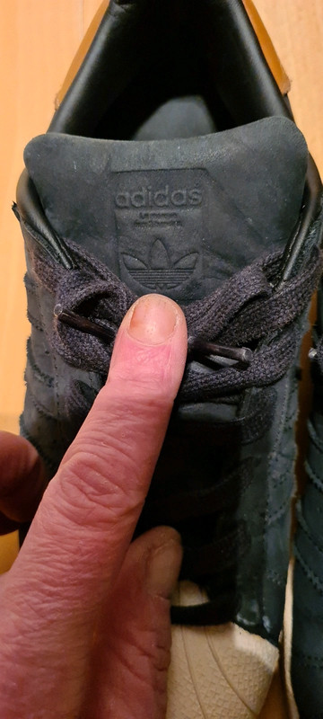 Adidas superstar taille 40 hotsell