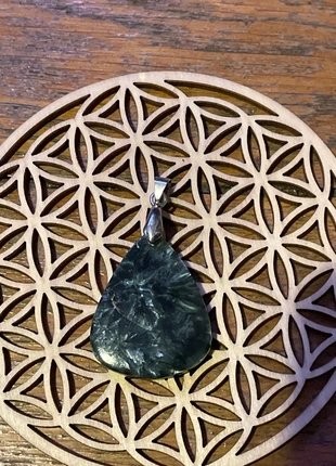 Pendentif seraphinite , marca: Séraphinite, estado: Nuevo sin etiquetas, 16,00 €, 17,50 € Protección al comprador incluida