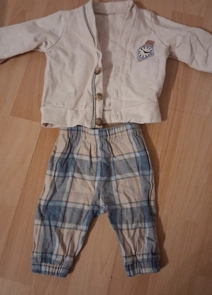 Set pantalone più felpa a cardigan Nazareno Gabrielli, marca: Nazareno Gabrielli, estado: Novo sem etiquetas, tamanho: 1-3 meses / 56 cm, €4.50, €5.43 inclui Proteção do Comprador