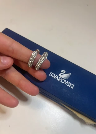 Prachtige swarovski oorbellen, merk: Swarovski, staat: Heel goed, € 11,50, € 12,78 inclusief Kopersbescherming