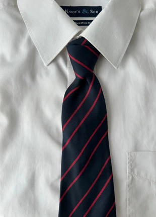 Cravate bleu marine à rayures rouges – J. Antoine Rome – Élégante & vintage, marque: Vintage Dressing, état: Très bon état, 10,00 €, 11,20 € Protection acheteurs incluse