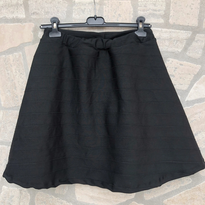 Gonna nera a campana clearance