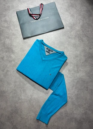 Pull léger Tommy Hilfiger bleu Col V - Logo brodé - Coton & Cachemire - Taille XL °, marque: Tommy Hilfiger, état: Très bon état, taille: XL, 24,99 €, 26,94 € Protection acheteurs (Pro) incluse