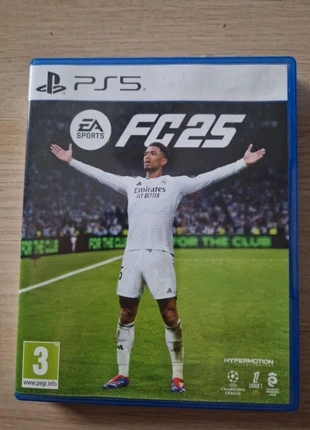 Jeux Fc25 pour ps5, état: Très bon état, 10,00 €, 11,20 € Protection acheteurs incluse