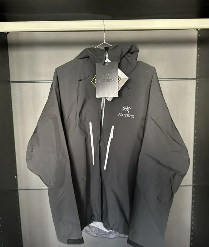 Arc'teryx Alpha SV Orca Jacket - Vinted