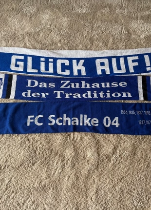 FC Schalke 04 Schals, merk: FC Schalke 04, staat: Nieuw met prijskaartje, € 30,00, € 32,20 inclusief Kopersbescherming
