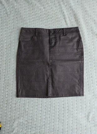 Minijupe Marron Camaïeu T38 en parfait état. Effet brillant. Matière Jeans taille élastique., marke: Camaïeu, zustand: Sehr gut, größe: M / 38 / 10, 3,00 €, 3,85 € inklusive Vinted-Käuferschutz