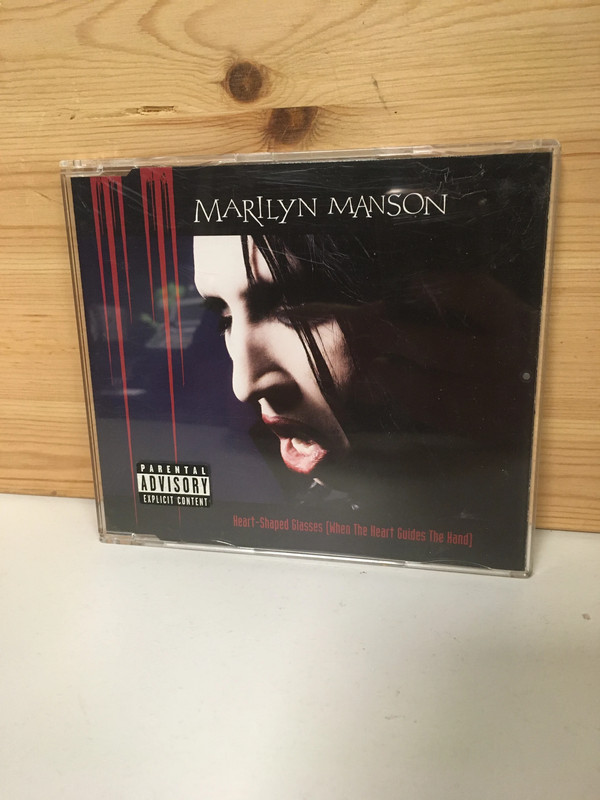 Marilyn Manson - Heart Shaped Glasses 1