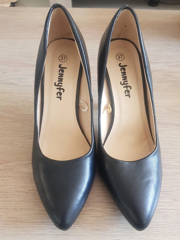 Escarpins de couleur noire Jennifer taille 37 Vinted