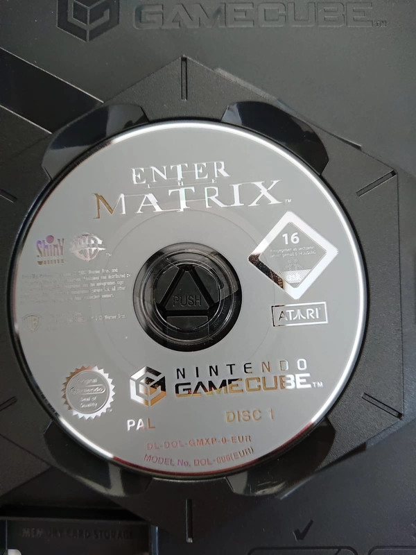 Nintendo GameCube Enter the Matrix 4