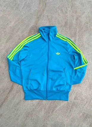 Adidas Firebird Jacke hellblau M | Pashanim Style Y2K Vintage 2000s, brand: adidas, condizioni: Ottime, taglia: M, €34.99, €37.44 include la Protezione acquisti