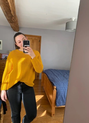 Pull jaune primark , marque: Primark, état: Bon état, taille: S / 36 / 8, 2,00 €, 2,80 € Protection acheteurs incluse