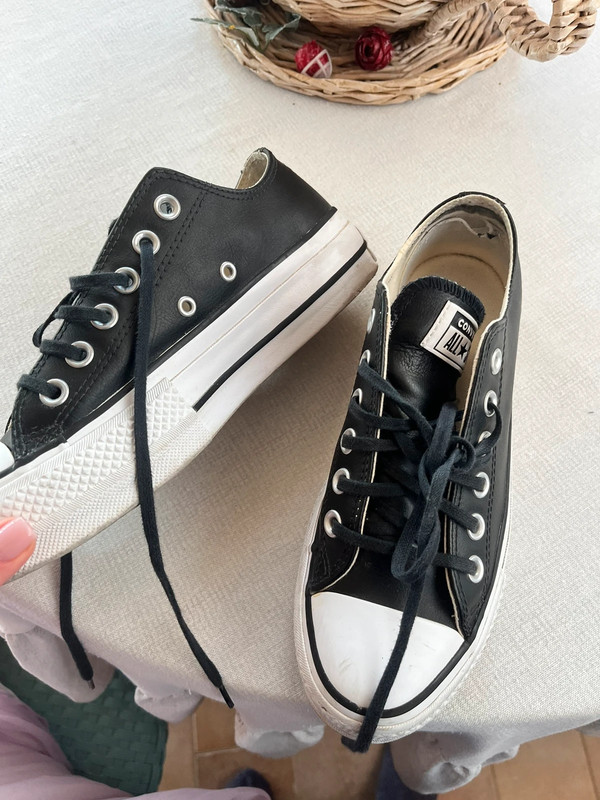 converse basse di pelle Vinted