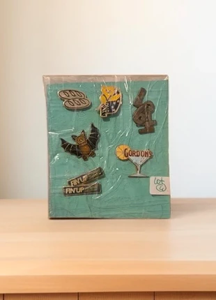 Lot 4 – 6 pin’s vintage publicitaires & originaux, état: Très bon état, 6,00 €, 7,00 € Protection acheteurs incluse