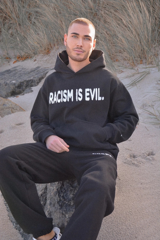Justin Bieber x Gospel - Racism is evil Hose | Vinted