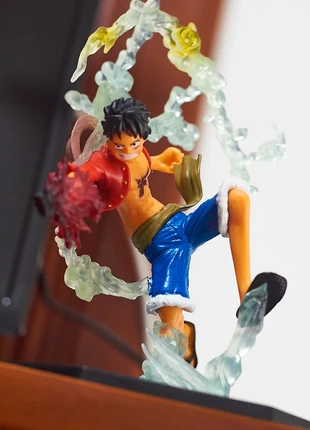 One Piece Luffy Haki Figure, estado: Novo sem etiquetas, tamanho: Tamanho único, €14.00, €15.40 inclui Proteção do Comprador