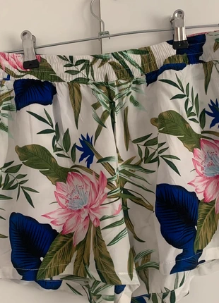 Short estampado talla 38, marque: ONLY, état: Très bon état, taille: M / 38 / 10, 3,50 €, 4,38 € Protection acheteurs incluse