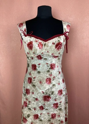 Robe Simple Retro beige rouge verte fleurie en velours, brand: Simple Retro, condition: New with tags, size: S / 36 / 8, €33.00, €35.35 includes Buyer Protection