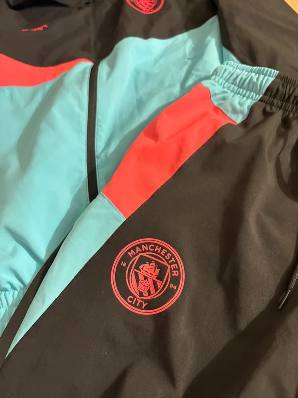 Ensemble foot Manchester city Puma - photo numéro 4