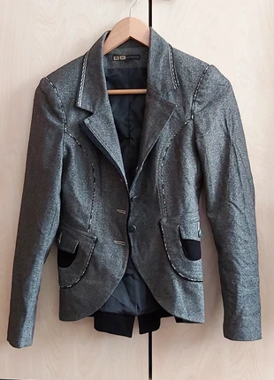 Chaqueta Eva Kayan, marca: Eva Kayan, estado: Muy bueno, tamaño: S / 36 / 8, 60,00 €, 63,70 € Protección al comprador incluida