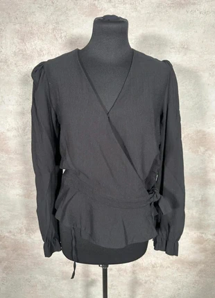 Blouse saaj noire nouee a taille M, marke: SAAJ, zustand: Sehr gut, größe: M / 38 / 10, 22,00 €, 23,80 € beinhaltet Vinted-Käuferschutz Pro