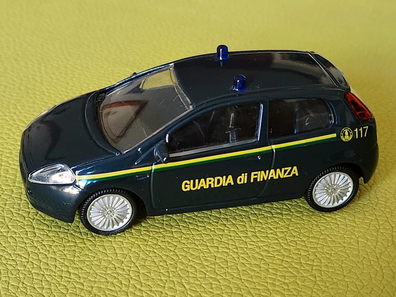Modellino Fiat Punto GDF 1