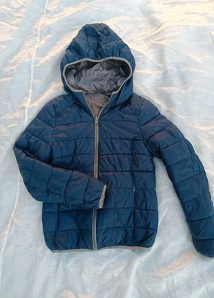 Piumino leggero 100 grammi blu con cappuccio – taglia S/M – vintage Y2K streetwear minimal, marca: Vintage Dressing, estado: Muy bueno, tamaño: M / 38 / 10, 17,00 €, 18,55 € Protección al comprador incluida