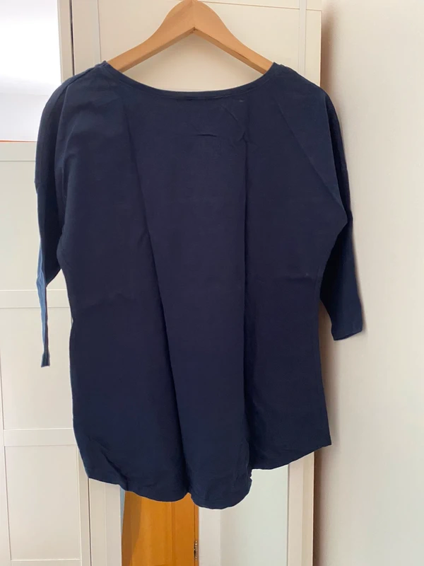 haut bleu marine - photo numéro 3