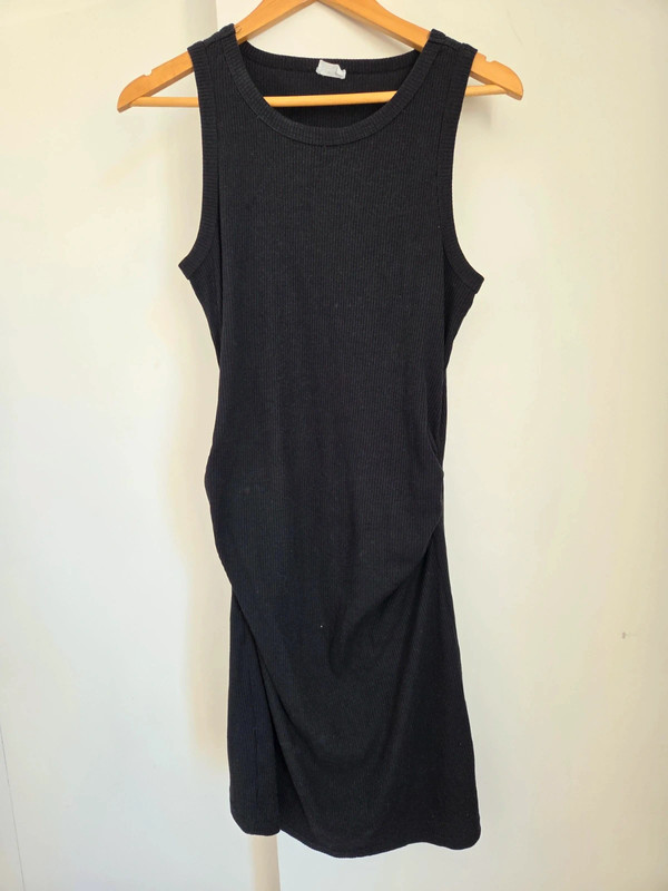 Robe courte de grossesse - photo numéro 3
