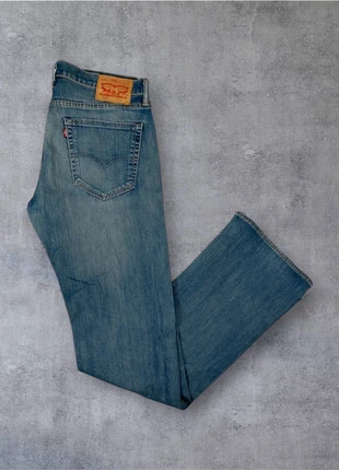 Jean Levi’s 527 femme slim bootcut évasé - W34 L34, marque: Levi's, état: Très bon état, taille: XXL / 44 / 16, 35,00 €, 37,45 € Protection acheteurs incluse