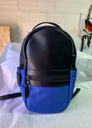 Zaino "Pillola" Street Style in Eco Pelle e Nylon Waterproof 🖤, marque: Zara, état: Neuf sans étiquette, 14,99 €, 16,44 € Protection acheteurs incluse