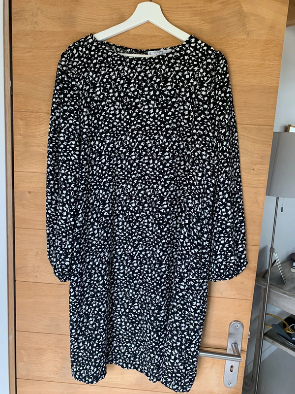 robe fleuri Violeta by MANGO taille L neuve avec tiquette Vinted