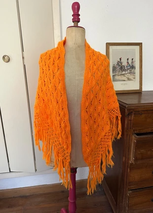 Vintage crochet shawl - orange, marque: Vintage Dressing, état: Bon état, 5,00 €, 5,95 € Protection acheteurs incluse