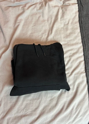 Pull à capuche noir Topman, marque: Topman, état: Très bon état, taille: XS, 2,00 €, 2,80 € Protection acheteurs incluse